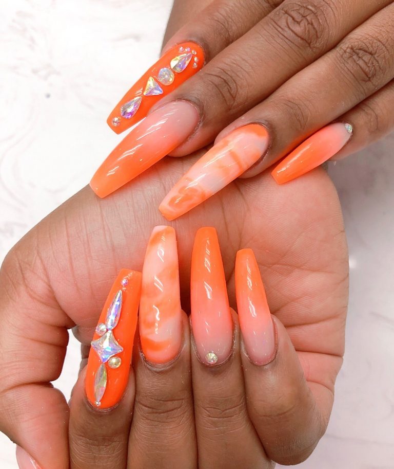 DO YOU NEED TO GET YOUR NAILS DONE IN THE HOLIDAY SEASON 2020 