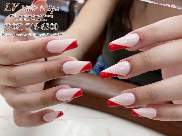 MANICURE TRENDS COFFIN, RHINESTONE, JELLY NAILS