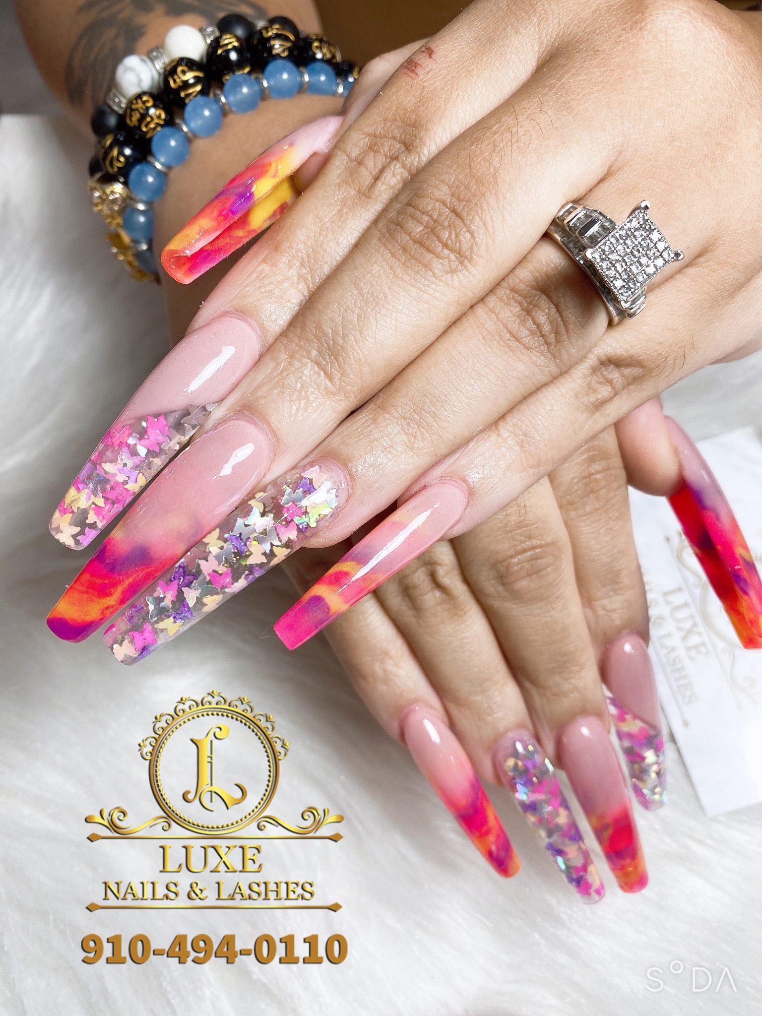 THESE NAIL IDEAS LOOK MESMERIZING! WANT TO GET THEM?