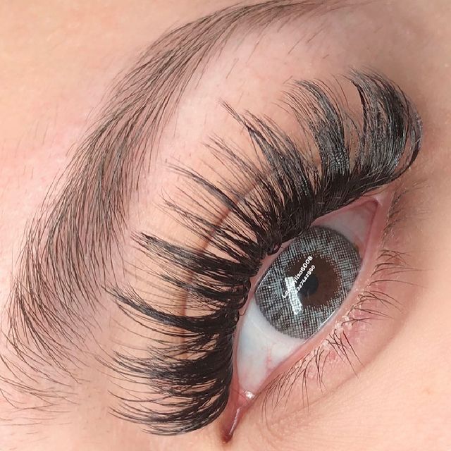 Eyelash extensions from A&B Lashes