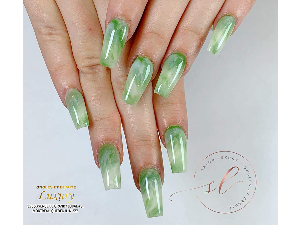 Green nail | ONGLES ET BEAUTE LUXURY | Montreal, QC H1N2Z7